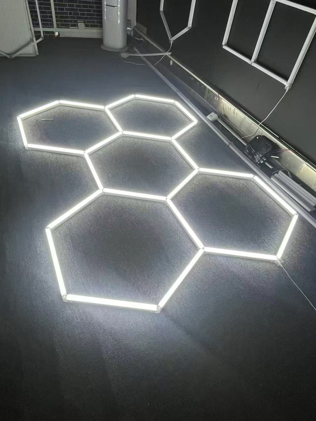5-grid hexagon LED frame light